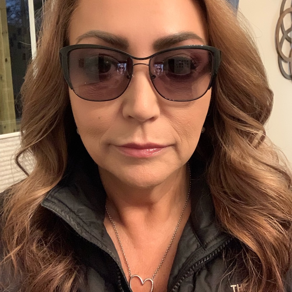 Sunglasses - Picture 3 of 8